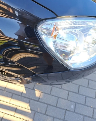 Opel Zafira cena 25000 przebieg: 191000, rok produkcji 2011 z Wrocław małe 407
